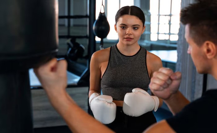 5 Reasons Live Boxing Events Beat Watching from Home Screenshot 2 14
